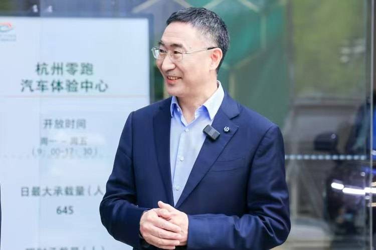 ex外汇平台我在EX外汇官网交易3个月，赚了不少却也经历了无数波折，这到底是为何？
